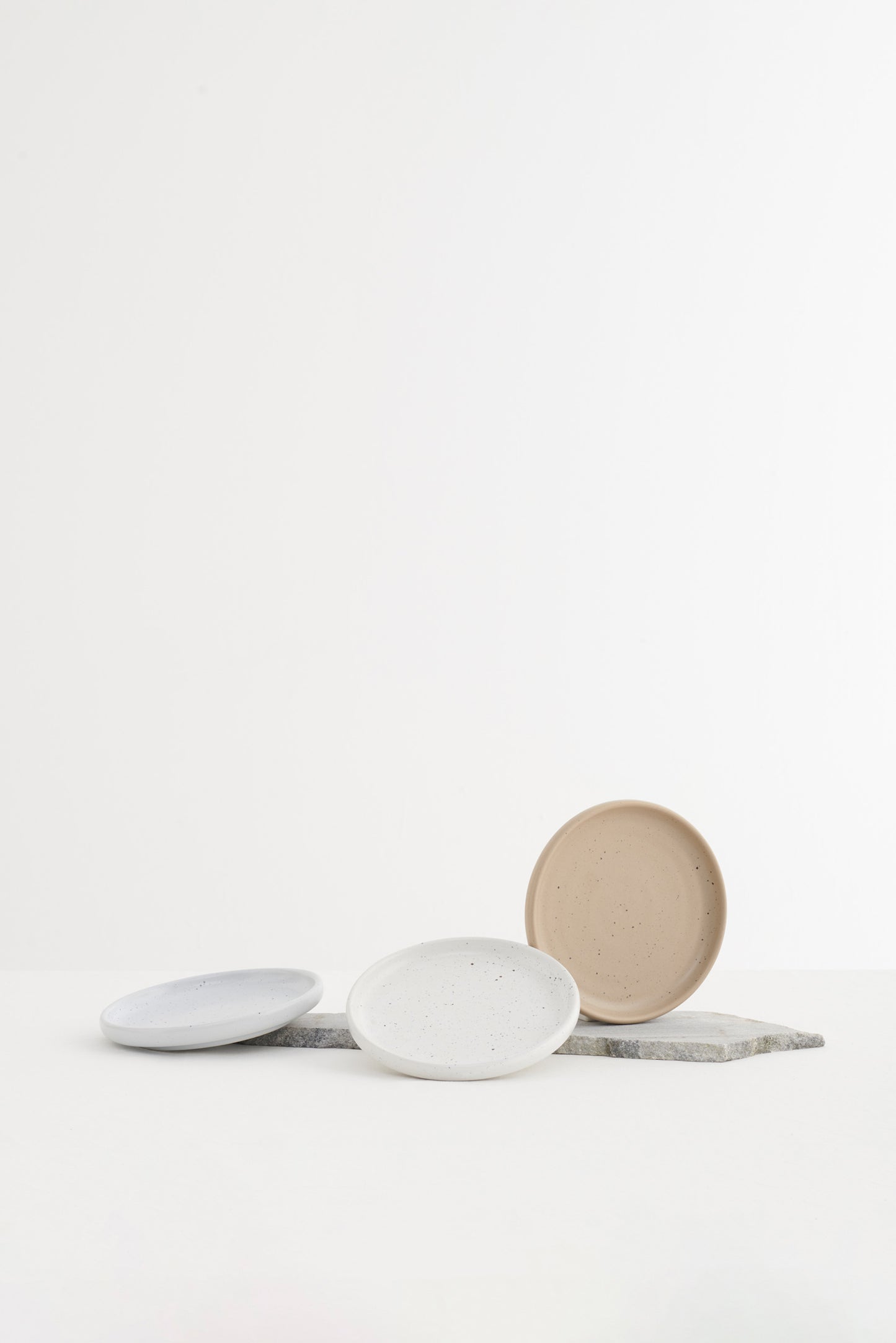 SALT SMALL PLATE